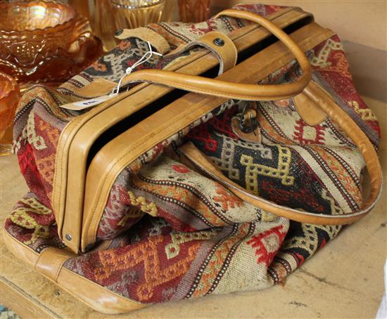 Carpet bag